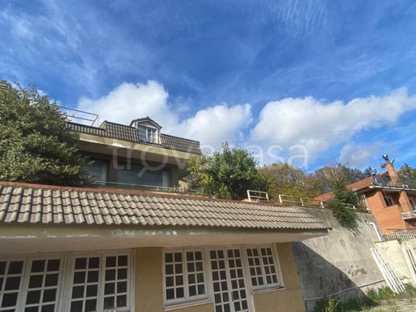 casa indipendente in vendita a Pellezzano