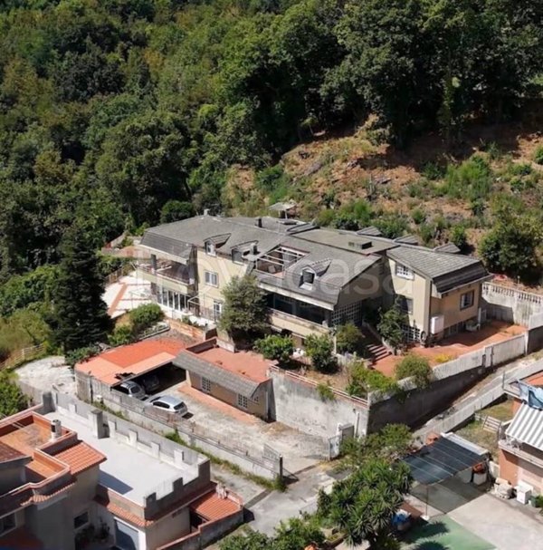 casa indipendente in vendita a Pellezzano