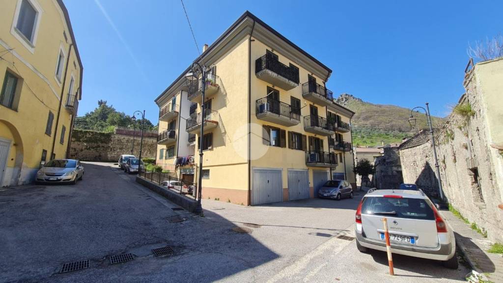 appartamento in vendita a Pellezzano in zona Capriglia