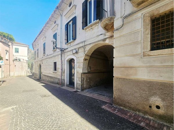 appartamento in vendita a Pellezzano in zona Capriglia