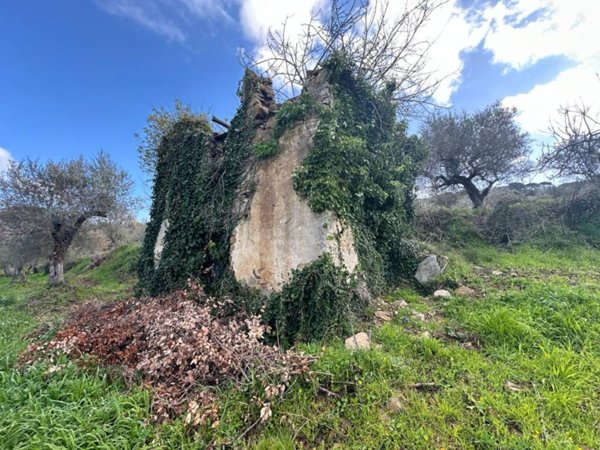 rudere in vendita a Perdifumo in zona Vatolla