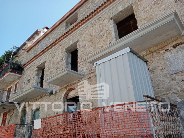 casa indipendente in vendita a Perdifumo in zona Mercato Cilento