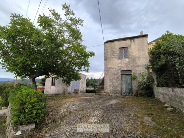 casa indipendente in vendita a Perdifumo