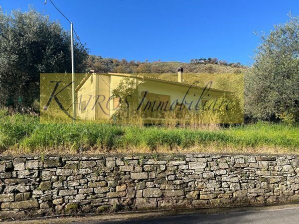 casa indipendente in vendita a Perdifumo