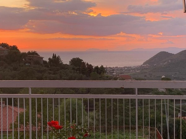 casa indipendente in vendita a Perdifumo