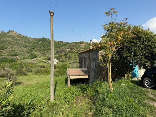 appartamento in vendita a Perdifumo in zona Vatolla