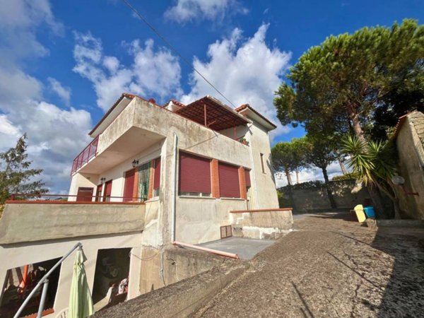 appartamento in vendita a Perdifumo in zona Vatolla