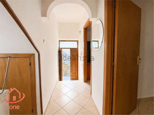 appartamento in vendita a Perdifumo in zona Vatolla