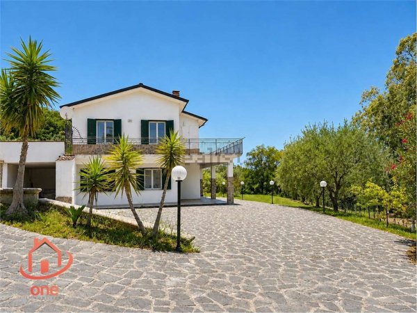 casa indipendente in vendita a Perdifumo in zona Vatolla