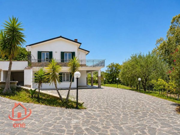 casa indipendente in vendita a Perdifumo in zona Vatolla