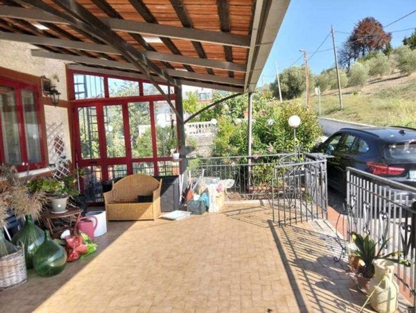 casa semindipendente in vendita a Perdifumo