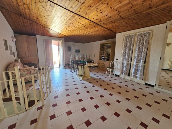 appartamento in vendita a Perito