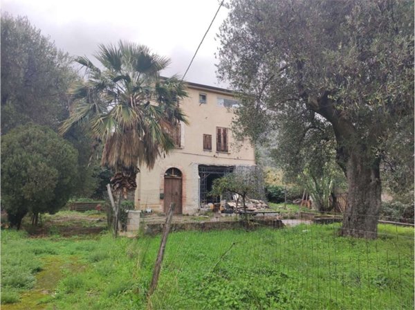 casa indipendente in vendita a Pisciotta in zona Marina di Pisciotta
