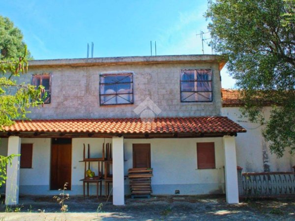 appartamento in vendita a Pisciotta in zona Caprioli