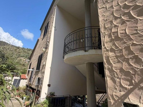 appartamento in vendita a Pisciotta in zona Marina di Pisciotta