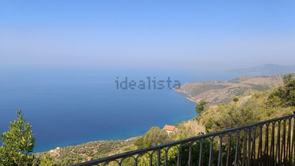 casa indipendente in vendita a Pisciotta in zona Caprioli