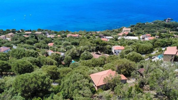 casa indipendente in vendita a Pisciotta in zona Marina di Pisciotta
