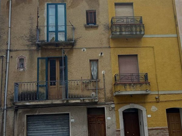 casa indipendente in vendita a Polla