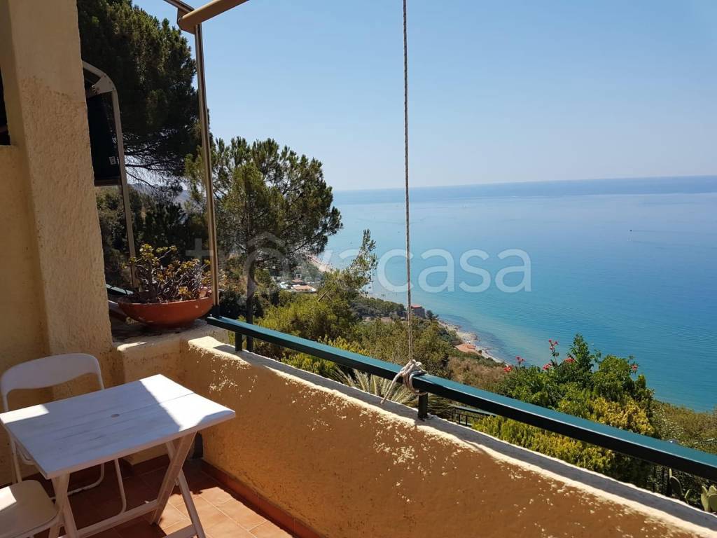 appartamento in vendita a Pollica in zona Acciaroli