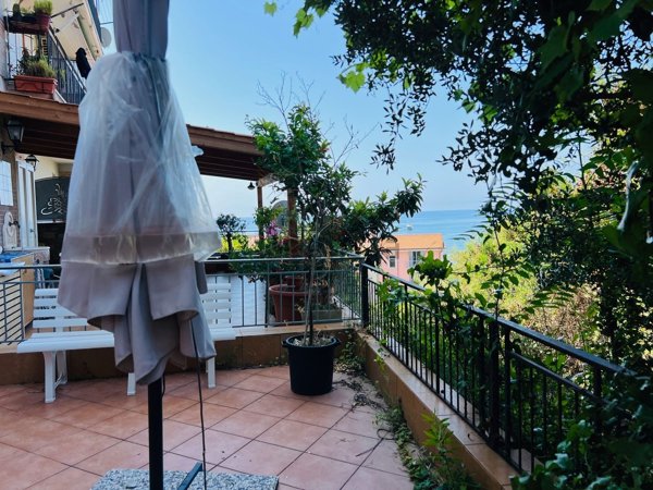 appartamento in vendita a Pollica in zona Pioppi
