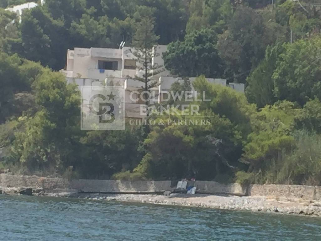 casa indipendente in vendita a Pollica in zona Acciaroli