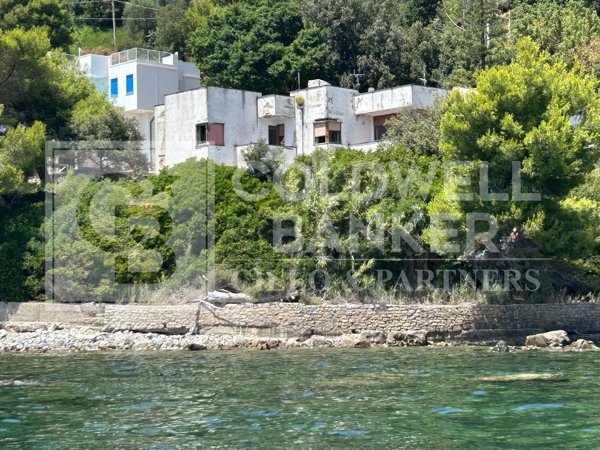 casa indipendente in vendita a Pollica in zona Acciaroli