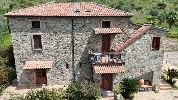 mansarda in vendita a Pollica in zona Pioppi