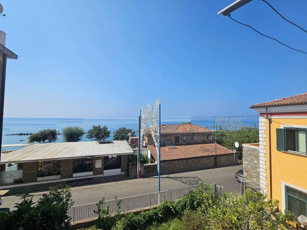 appartamento in vendita a Pollica in zona Pioppi