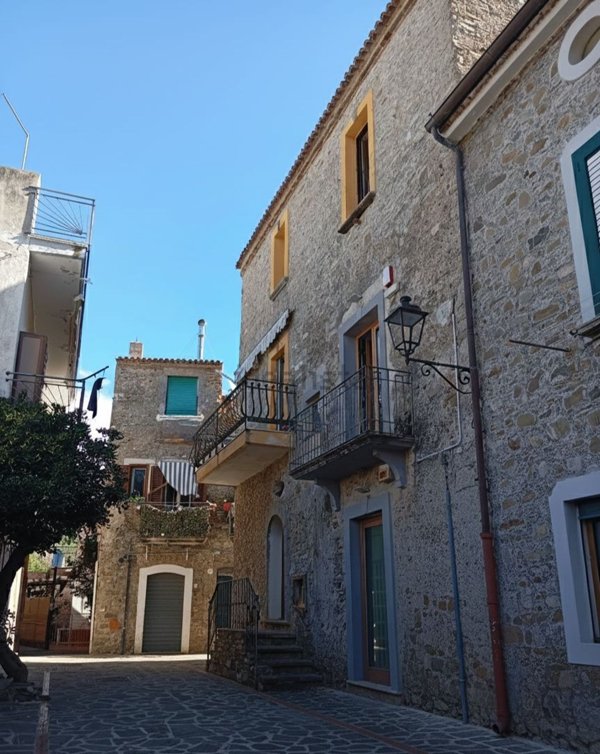 casa indipendente in vendita a Pollica in zona Acciaroli