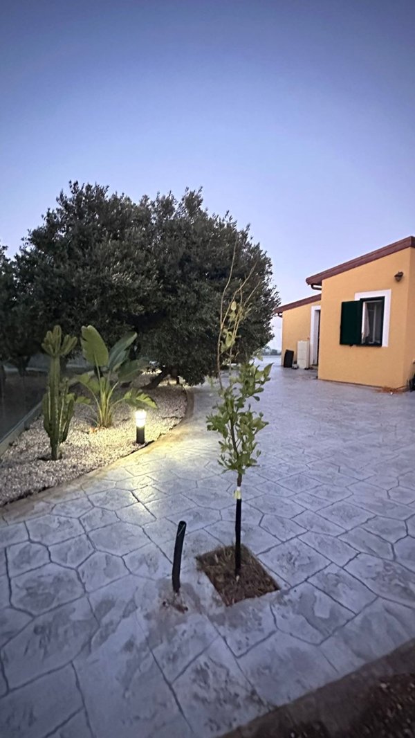 casa indipendente in vendita a Pollica in zona Pioppi