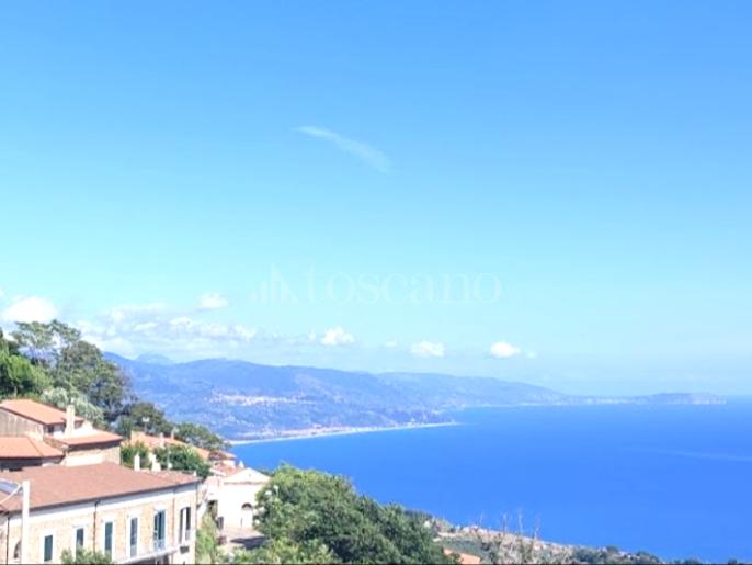 trivano in vendita a Pollica in zona Acciaroli