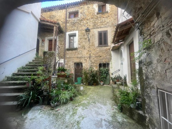 casa indipendente in vendita a Pollica in zona Celso