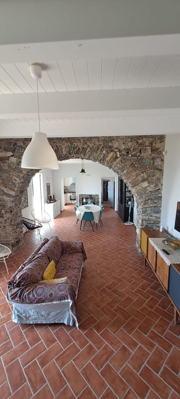 casa indipendente in vendita a Pollica in zona Pioppi