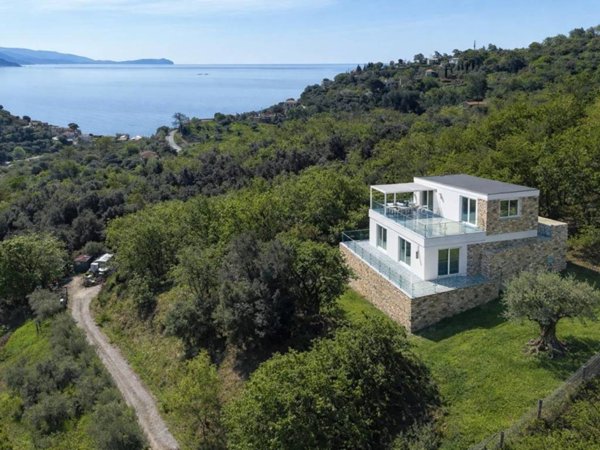 casa indipendente in vendita a Pollica in zona Pioppi