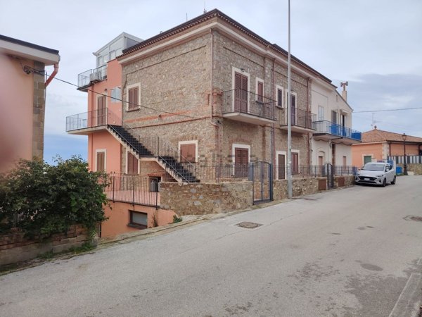 appartamento in vendita a Pollica in zona Acciaroli