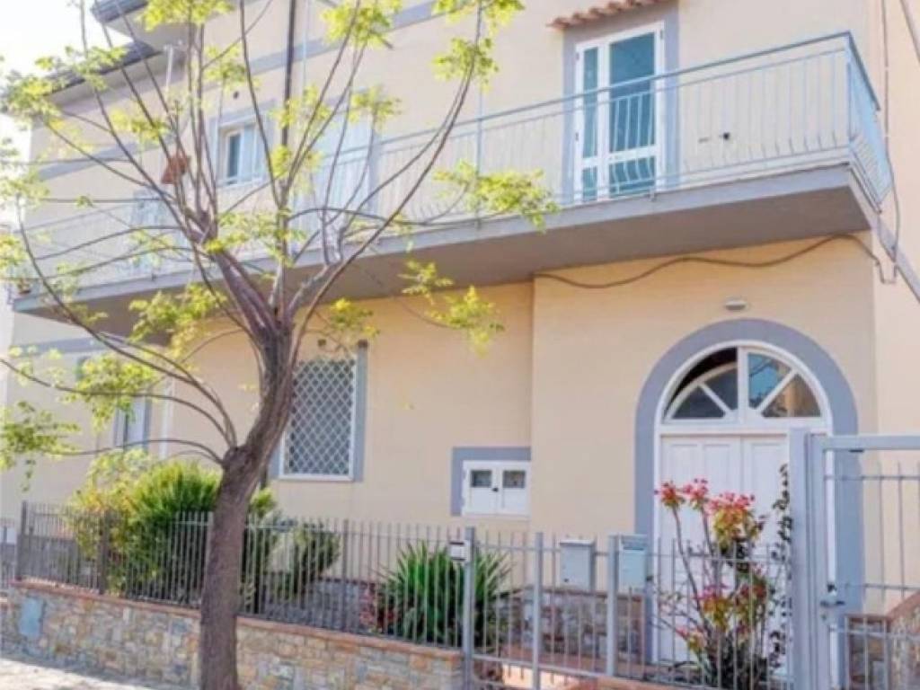 appartamento in vendita a Pollica in zona Acciaroli