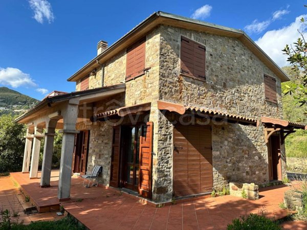 casa indipendente in vendita a Pollica in zona Acciaroli