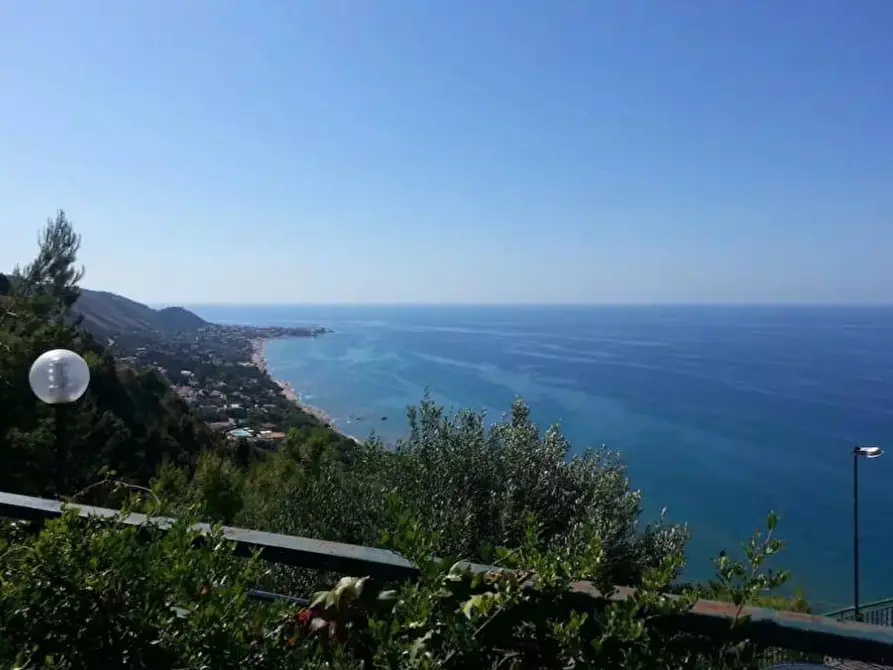 appartamento in vendita a Pollica in zona Acciaroli