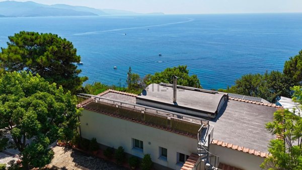 casa indipendente in vendita a Pollica