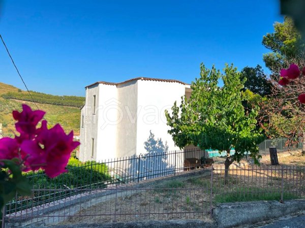 casa indipendente in vendita a Pollica in zona Pioppi