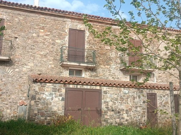 casa indipendente in vendita a Pollica in zona Acciaroli