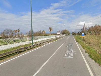 negozio in vendita a Pontecagnano Faiano