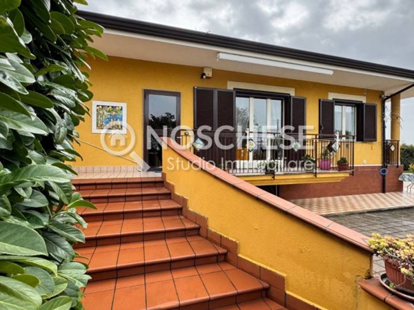 casa indipendente in vendita a Pontecagnano Faiano