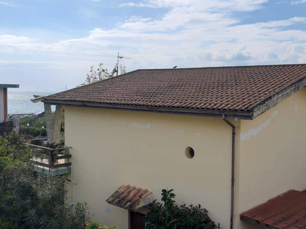 casa indipendente in vendita a Pontecagnano Faiano in zona Magazzeno