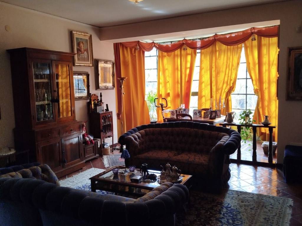 casa indipendente in vendita a Pontecagnano Faiano in zona Magazzeno
