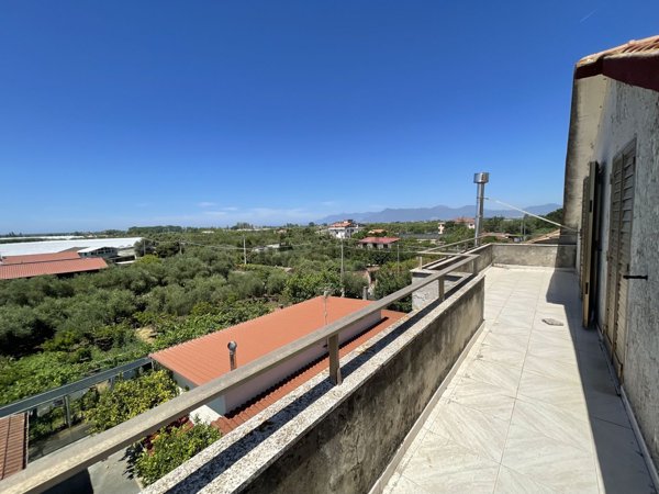 casa indipendente in vendita a Pontecagnano Faiano