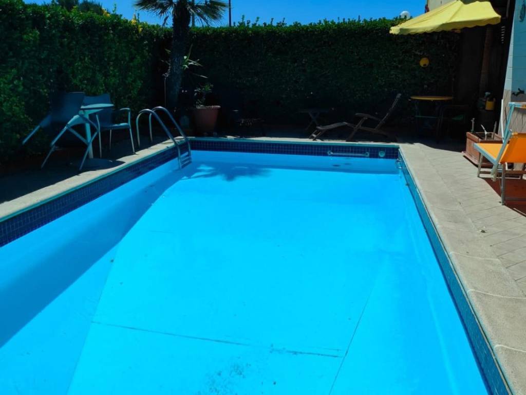 casa indipendente in vendita a Pontecagnano Faiano in zona Magazzeno