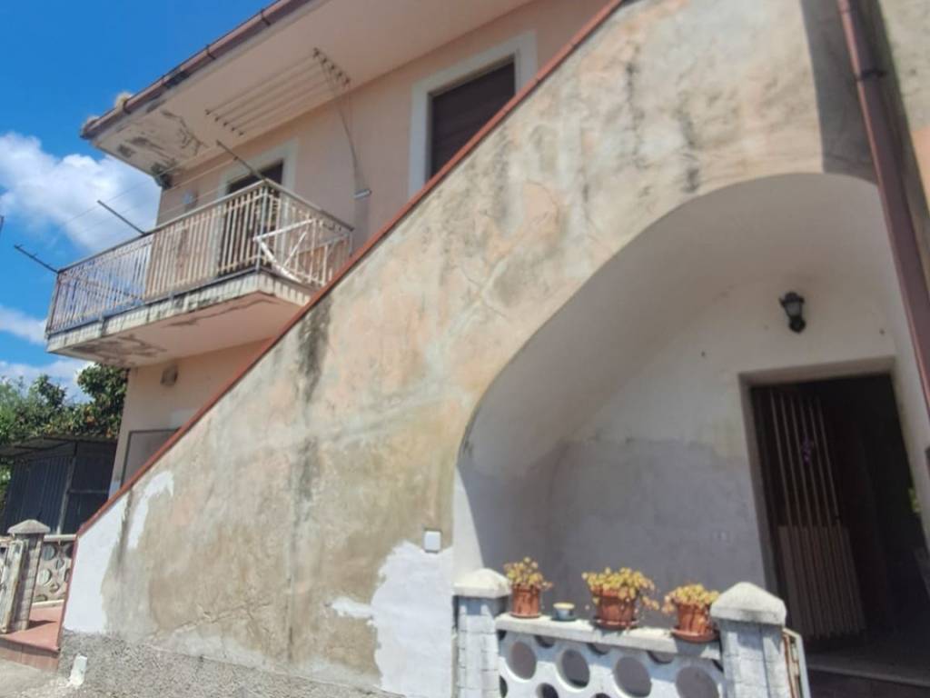 casa indipendente in vendita a Pontecagnano Faiano