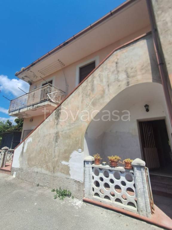 casa indipendente in vendita a Pontecagnano Faiano