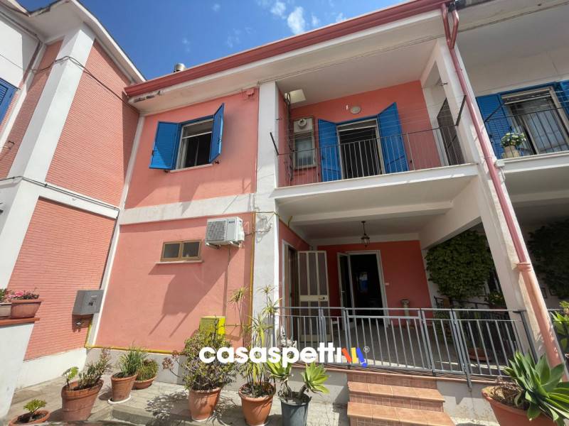 casa indipendente in vendita a Pontecagnano Faiano